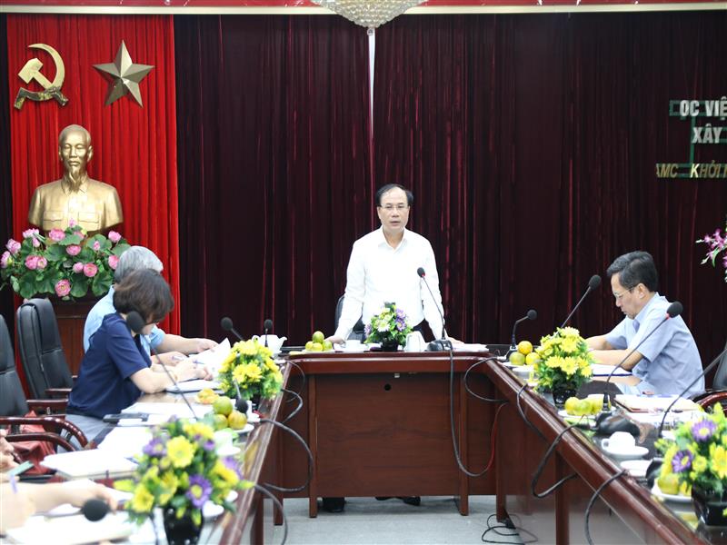 01.	Thứ trưởng Bộ Xây dựng Nguyễn Văn Sinh làm việc với Học viện Cán bộ quản lý xây dựng và đô thị.